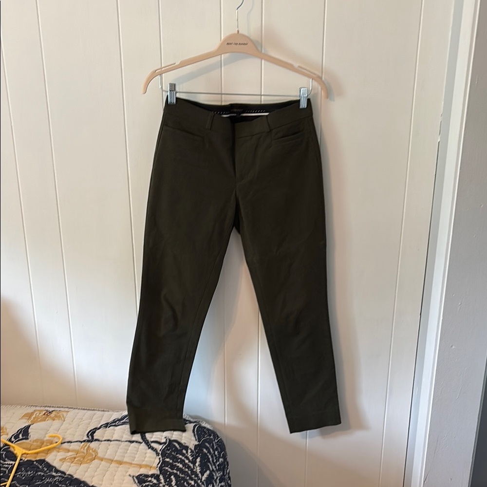 Women’s banana republic Sloane Olive Pants